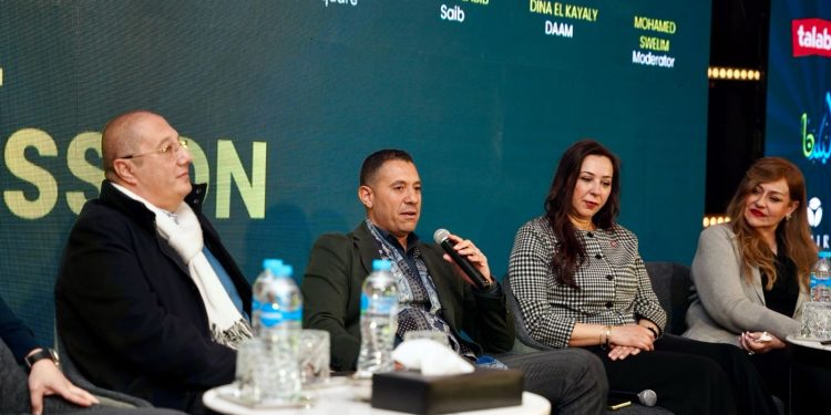 ريد سكوير توزيع مواد غذائية لأكثر من مليون أسرة من أهالينا