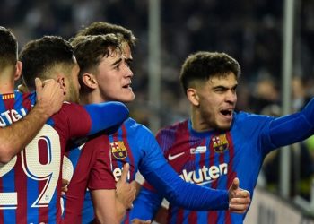 برشلونة يستضيف ألافيس اليوم في الدوري الإسباني