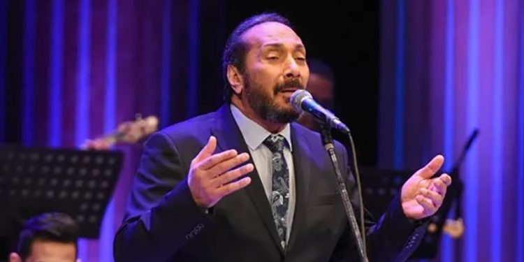 على الحجار يحيي حفل على غنائي على مسرح البالون الخميس