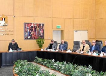 وزير الإسكان يتابع الموقف التنفيذي لوحدات المبادرة الرئاسية “سكن لكل المصريين”