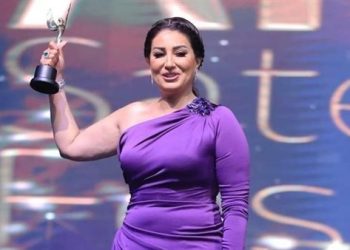 وفاء عامر تشارك في المسلسل الخليجي «عابر سبيل»