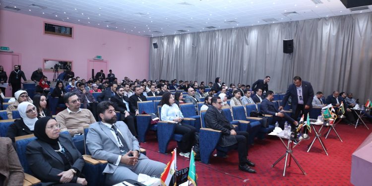 «بيزنس لوبي» يناقش مراحل تطور الشركات الناشئة.. ورحلة بحث رواد الأعمال عن استدامة التمويل