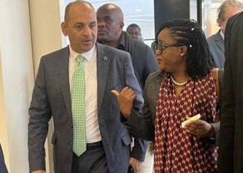 زامبيا تسعى للاستفادة من التجربة المصرية فى إدارة المناطق الحرة