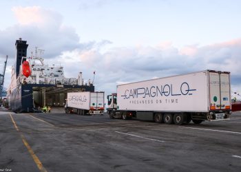 النقل :  اهمية  كبيرة للخط الملاحي ” الرورو ”  في نقل الحاصلات الزراعية والخضروات سريعة التلف