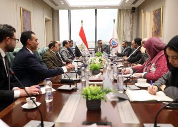 وزير الصحة يعقد اجتماعًا لمراجعة وتوحيد بروتوكولات علاج الأورام