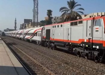 السكة الحديد : تعديل تركيب قطارى 915 / 900  على خط القاهرة / الإسكندرية والعكس