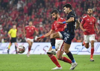 شوط سلبي بين الأهلي والزمالك فى قمة الكرة المصرية