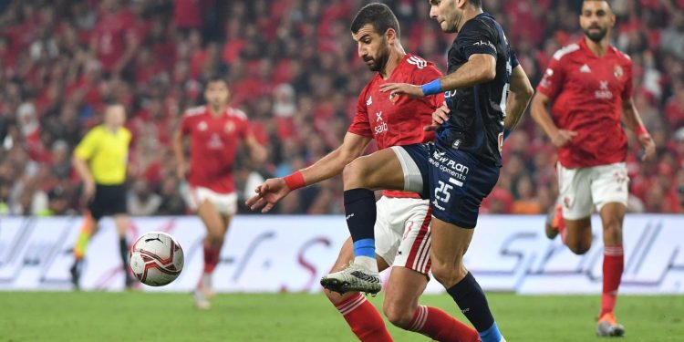 شوط سلبي بين الأهلي والزمالك فى قمة الكرة المصرية