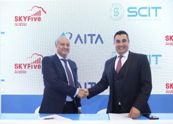 باستثمارات 10 مليون دولار..  AITA تتعاون مع Arabia SKYFive لتقديم خدمات الاتصال عالي السرعة على الطائرات