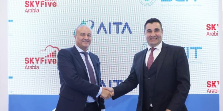 باستثمارات 10 مليون دولار..  AITA تتعاون مع Arabia SKYFive لتقديم خدمات الاتصال عالي السرعة على الطائرات