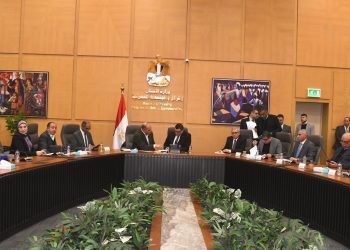 وزير الإسكان يعقد اجتماعه الدوري مع أعضاء مجلسي “النواب والشيوخ” لبحث مطالب دوائرهم