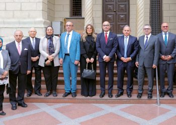بنك مصر ومؤسسته يساهمان بنحو 445 مليون جنيه لدعم المدينة الطبية  بجامعة عين شمس