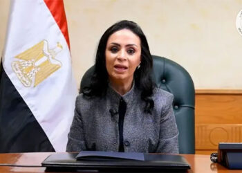 وزيرة التضامن تتابع تداعيات تصادم قطار بسيارة قرب محطة كهرباء جلبانة بالإسماعيلية