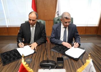 وكالة الفضاء المصرية توقع اتفاقية تعاون مع بنك المياه المصري لخدمة المجتمع