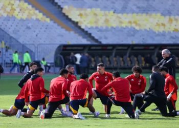الأهلي يستأنف تدريباته اليوم استعدادا لمباراة طلائع الجيش في الدوري