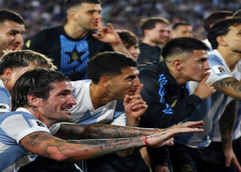 الأرجنتين يفوز على البرازيل في التصفيات المؤهلة لكأس العالم 2026