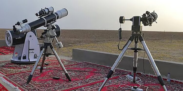 الكويت تعلن غداً أول أيام عيد الفطر المبارك