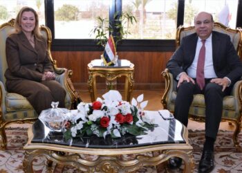 وزير الطيران يبحث مع المدير التنفيذي للأكاديمية الوطنية للتدريب سُبل التعاون المشترك