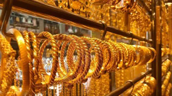 قفزة جديدة في أسعار الذهب بمنتصف تعاملات اليوم اليوم الأحد 2 مارس 2025.. عيار 21 يقترب من 4050 جنيهاً