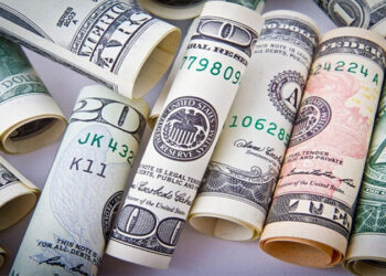 أسعار العملات في مصر اليوم الإثنين