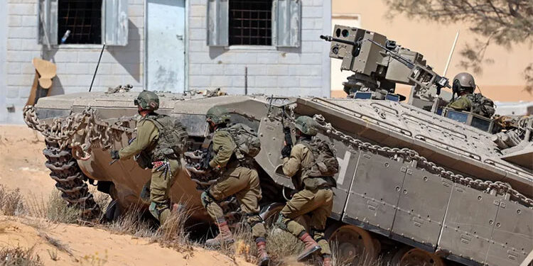 إعلام إسرائيلي: الجيش دفع بكتيبتين إضافيتين من لواء جولاني إلى غزة