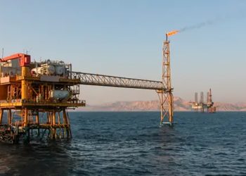 وزارة البترول تطرح فرصاً استثمارية جديدة لزيادة الإنتاج وتعزيز أنشطة الاستكشاف