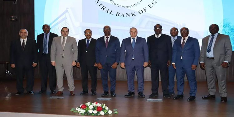 البنك المركزي يستقبل وفدًا من البنك المركزي لدول غرب إفريقيا للاستفادة من تجربة إنشاء دار طباعة النقد الجديدة