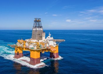 البترول تطرح فرصا استثمارية جديدة لزيادة الإنتاج بالمتوسط وخليج السويس والصحراء الغربية