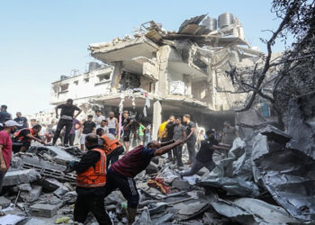 310 شهيد و1000 مصاب.. ارتفاع كبير في أعداد شهداء غزة في غارة جوية لجيش الاحتلال على القطاع