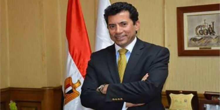 وزير الشباب يوجه بتكثيف البرامج والأنشطة بالمنشأت الشبابية والرياضية وفتح مراكز الشباب أمام الجمهور