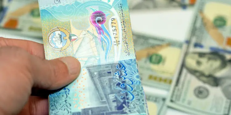 سعر الدينار الكويتي أمام الجنيه المصري اليوم الأحد 23 مارس 2025