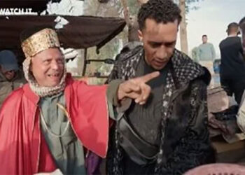 مدفع رمضان.. بائع سندوتشات يفوز بـ100 ألف جنيه.. والفنان: “ربنا جعلنى سبب”