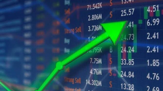 البورصة تسجل أعلى مستوياتها في 6 أشهر بدعم من مشتريات المصريين والأجانب