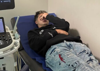 عنبة يطلب الدعاء من جمهوره بعد تعرضه لوعكة صحية