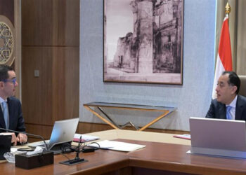 رئيس الوزراء يستعرض جهود صندوق مصر السيادي في تعظيم العائد من أصول الدولة
