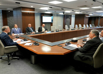 وزير البترول : إنتاج الغاز من آبار المرحلة العاشرة لغرب الدلتا خطوة مهمة في زيادة الإنتاج