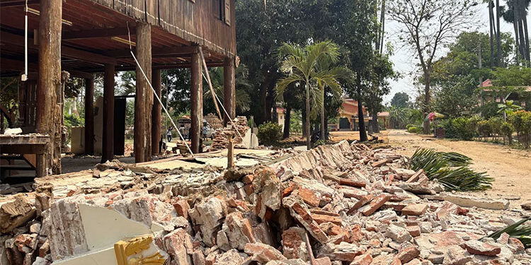 زلزال بقوة 7,7 درجات يضرب وسط ميانمار