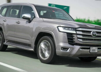 أسعار السيارة تويوتا لاند كروزر موديل 2025 بالسعودية