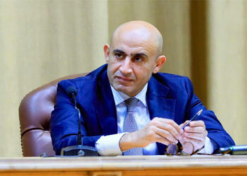 وزير التعليم يعقد لقاء مع ٣٧٣ معلما من المرشحين للالتحاق بالدورة الثانية ضمن المبادرة الرئاسية “١٠٠٠ مدير مدرسة”