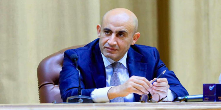 وزير التعليم يعقد لقاء مع ٣٧٣ معلما من المرشحين للالتحاق بالدورة الثانية ضمن المبادرة  الرئاسية “١٠٠٠ مدير مدرسة”