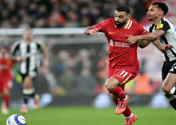 ليفربول يواجه نيوكاسل يونايتد اليوم في نهائي كأس الرابطة