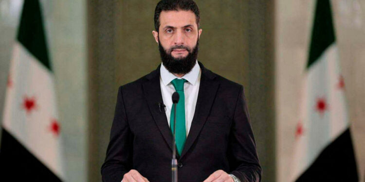 Syria's President Ahmed al-Sharaa delivers a speech at the Presidential Palace in Damascus, Syria in this undated handout image released on January 30, 2025. Syrian Presidency/Handout via REUTERS ATTENTION EDITORS - THIS IMAGE WAS PROVIDED BY A THIRD PARTY. NO RESALES. NO ARCHIVES. BEST QUALITY AVAILABLE. TPX IMAGES OF THE DAY لجنة صياغة الإعلان الدستورى فى سوريا: فترة المرحلة الانتقالية بـ5 سنوات