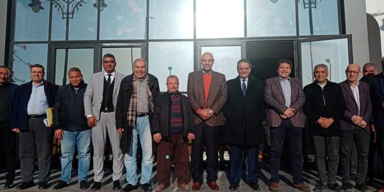 مسئولو” الإسكان ” يتابعون حجم التصرفات العقارية ومبيعات الأراضي والوحدات بالمنيا الجديدة