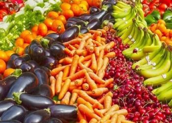 أسعار الخضار والفاكهة اليوم السبت