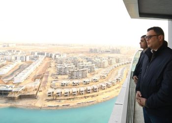 وزير الإسكان