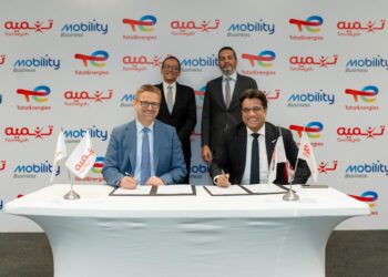 شركة «تنمية» توقع اتفاقية تعاون مع «توتال إنرجيز للتسويق إيجيبت» لتمكين سائقى خدمات النقل الذكي من تغطية نفقات تشغيل المركبات