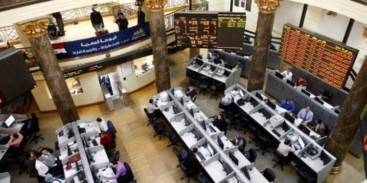 صعود جماعي لمؤشرات البورصة بختام جلسات الأسبوع والمكاسب نحو 9 مليارات جنيه
