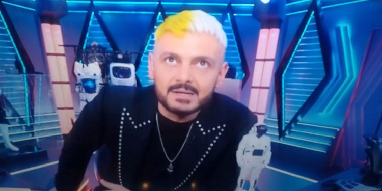 رامز ساخرا من مصطفى غريب: شكله تباع على تريلا.. ليلته سواد