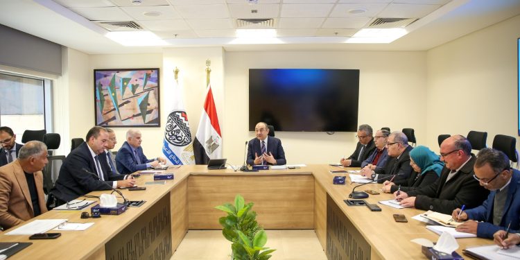 وزير قطاع الأعمال  وزير قطاع الأعمال