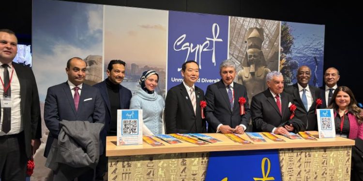 وزير السياحة وعمدة طوكيو يفتتحان رسمياً معرض رمسيس وذهب الفراعنة